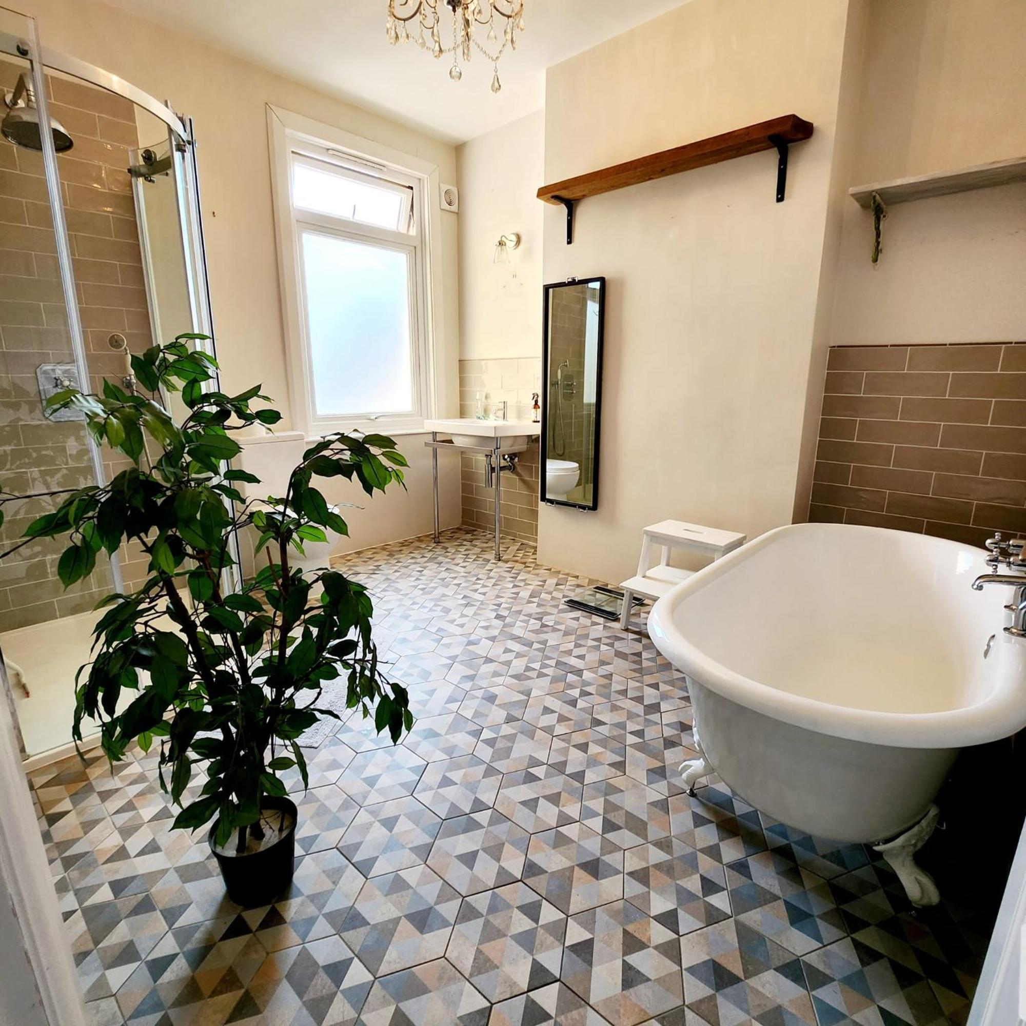 Contemporary 3 Bed House With Spacious Garden Close To Stratford & Canary Wharf * Londra